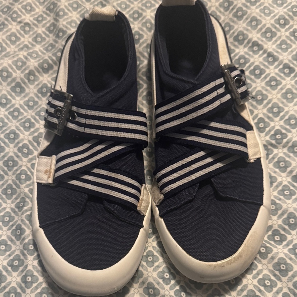 Rocket Dog Jorra navy and White Striped Sneakers